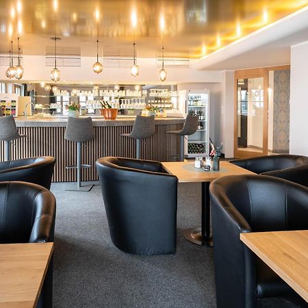 Sopherl Am See - Fruehstueck Auf Der Seeterrasse, Sehr Ruhig Und Wunderschoen Am See, 3 Minuten Nach Oberpfaffenhofen, Viele Radtouren, Restaurants & Cafes In Der Umgebung Weßling Εξωτερικό φωτογραφία