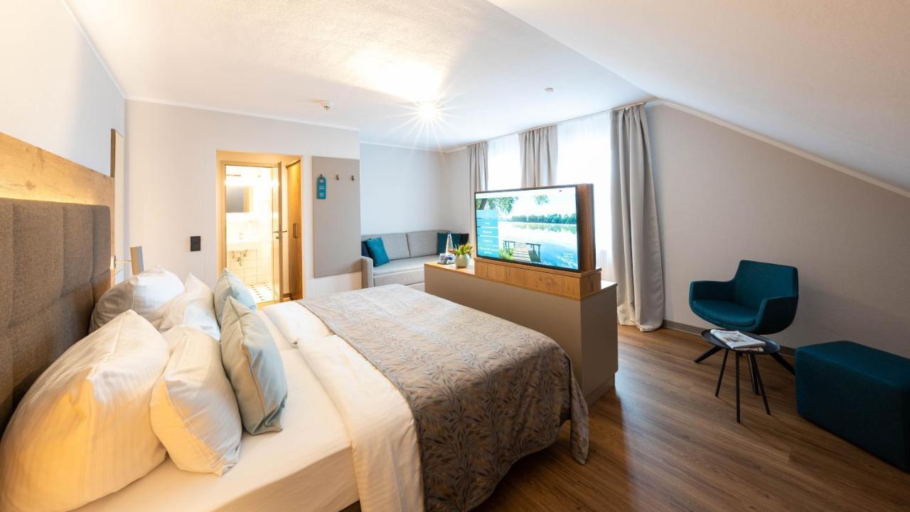Sopherl Am See - Fruehstueck Auf Der Seeterrasse, Sehr Ruhig Und Wunderschoen Am See, 3 Minuten Nach Oberpfaffenhofen, Viele Radtouren, Restaurants & Cafes In Der Umgebung Weßling Εξωτερικό φωτογραφία