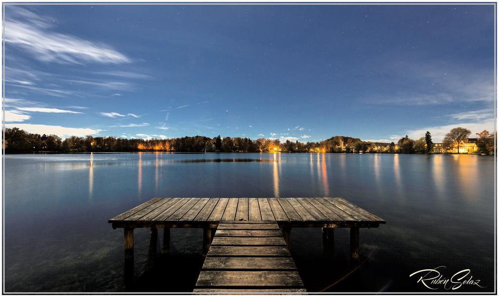 Sopherl Am See - Fruehstueck Auf Der Seeterrasse, Sehr Ruhig Und Wunderschoen Am See, 3 Minuten Nach Oberpfaffenhofen, Viele Radtouren, Restaurants & Cafes In Der Umgebung Weßling Εξωτερικό φωτογραφία