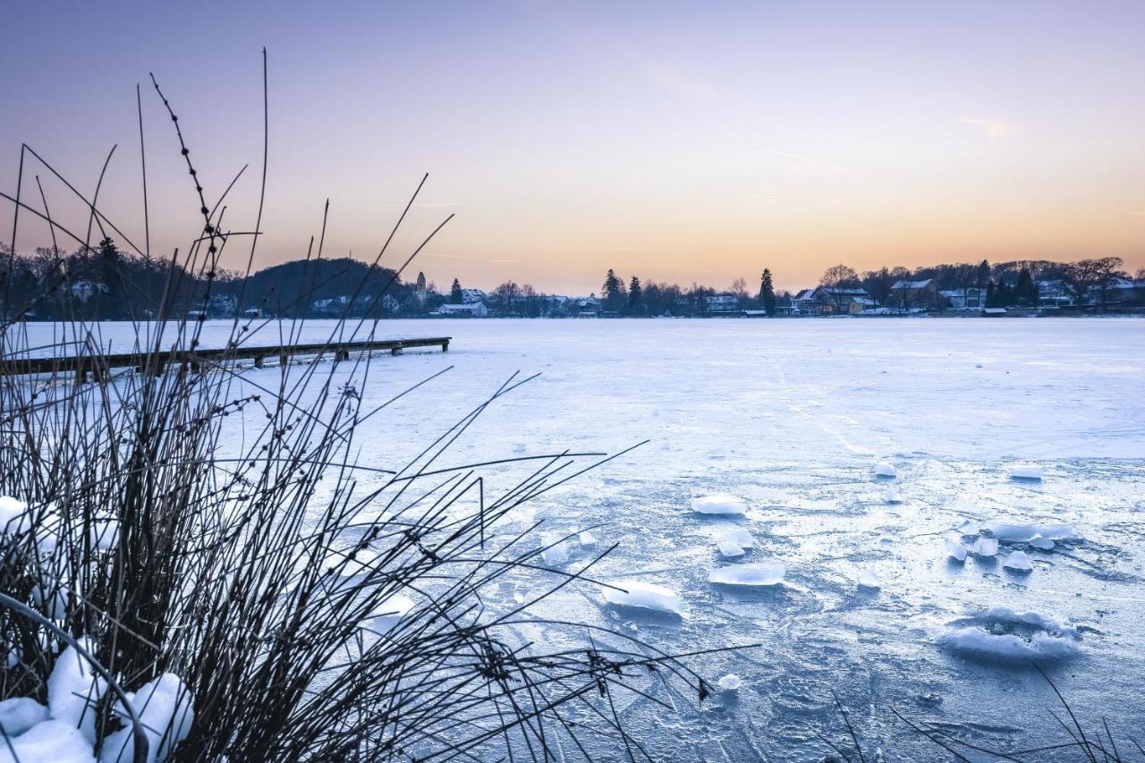 Sopherl Am See - Fruehstueck Auf Der Seeterrasse, Sehr Ruhig Und Wunderschoen Am See, 3 Minuten Nach Oberpfaffenhofen, Viele Radtouren, Restaurants & Cafes In Der Umgebung Weßling Εξωτερικό φωτογραφία